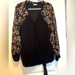 Maurices Floral Sheer Sleeve Tie Front Sweater Sz XL